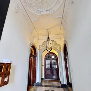  Apartamento Cavour 2 Bedrooms Italia